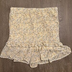 MABLE BRAND YELLOW AND GREEN FLORAL SMOCKED SKORT - Size Medium SKU:196